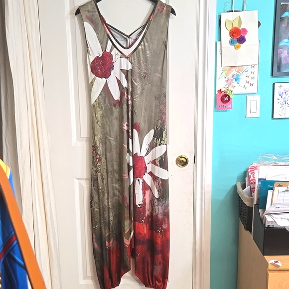 Pants - ☀️Multi Colored Floral Sleeveless Jumpsuit XXL